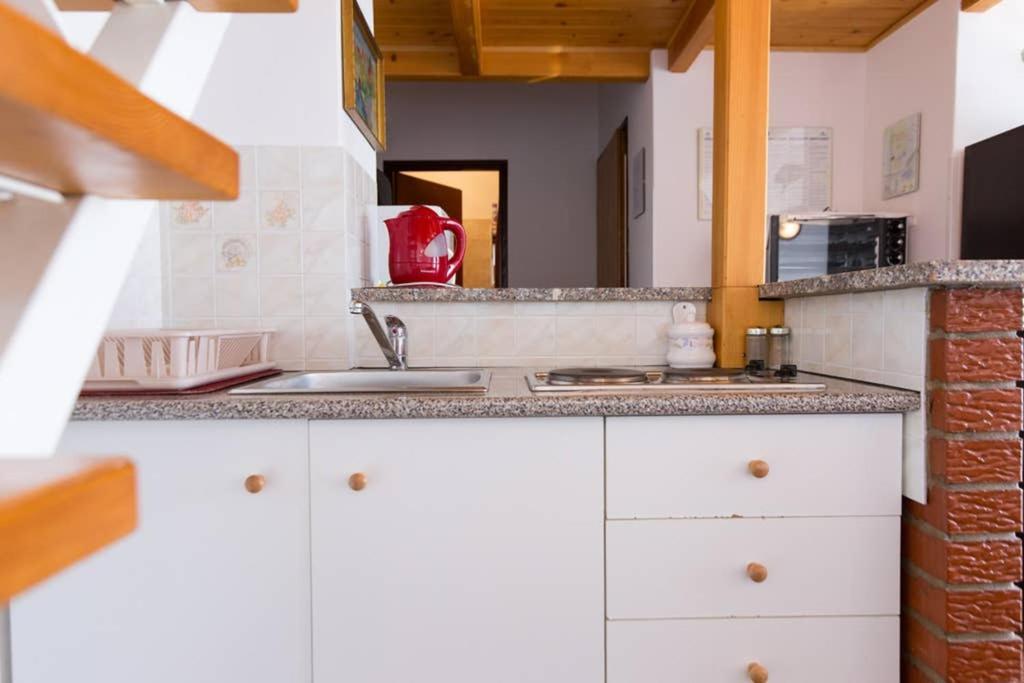 Apartment With Terace And Sea View Marica Krk Town Dış mekan fotoğraf