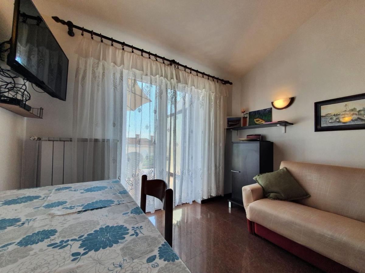 Apartment With Terace And Sea View Marica Krk Town Dış mekan fotoğraf