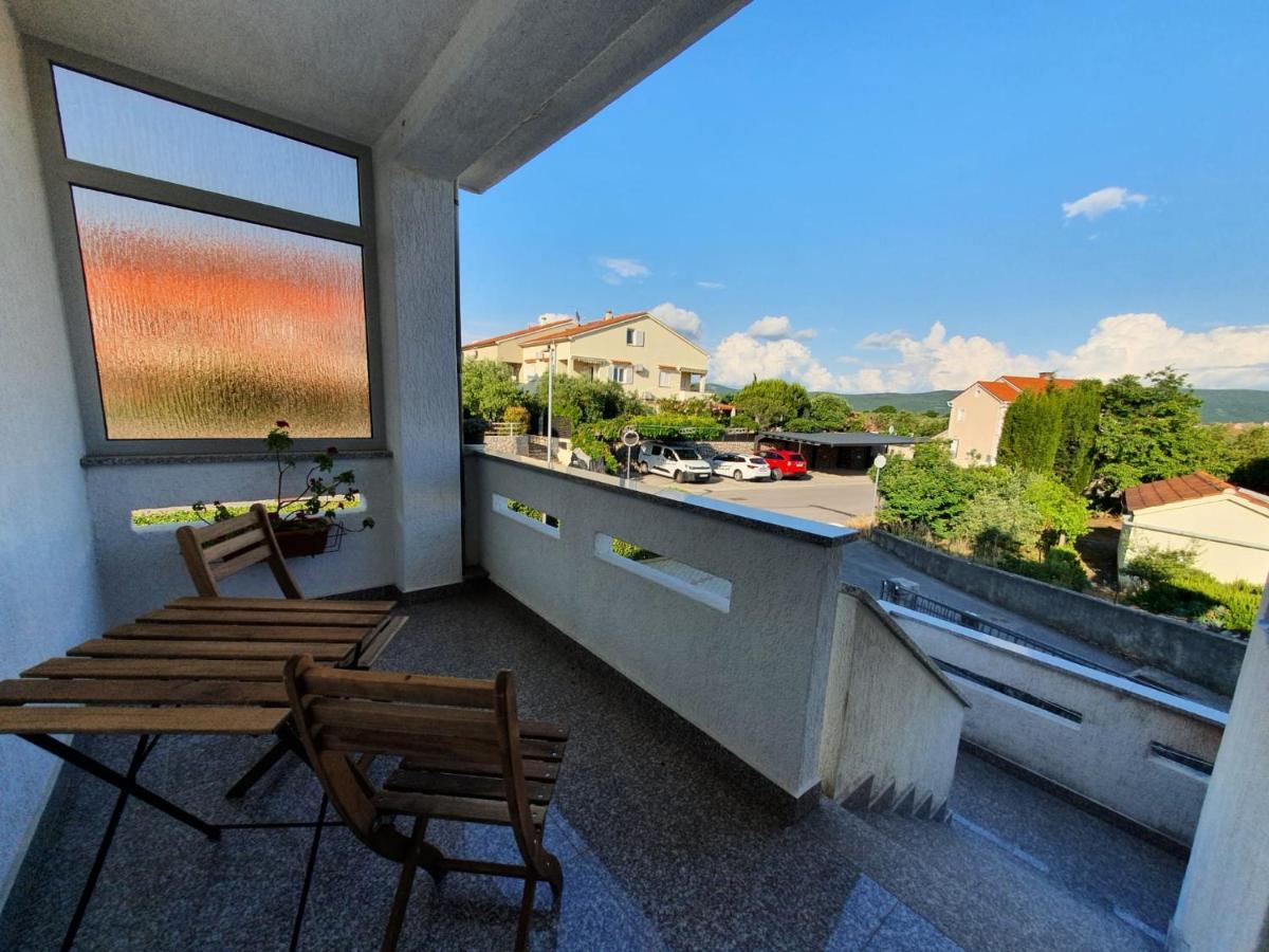 Apartment With Terace And Sea View Marica Krk Town Dış mekan fotoğraf